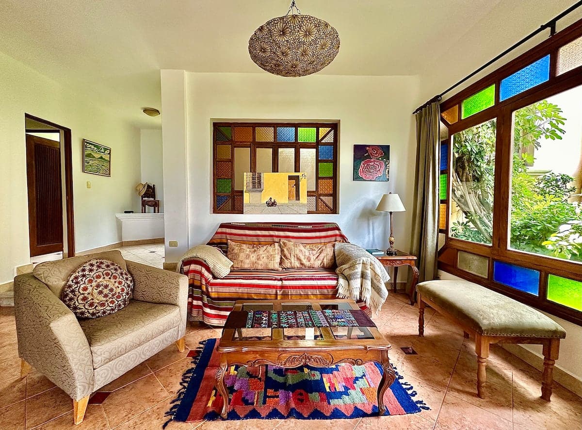 Casa Amarilla Primer Nivel — First Floor Apartment