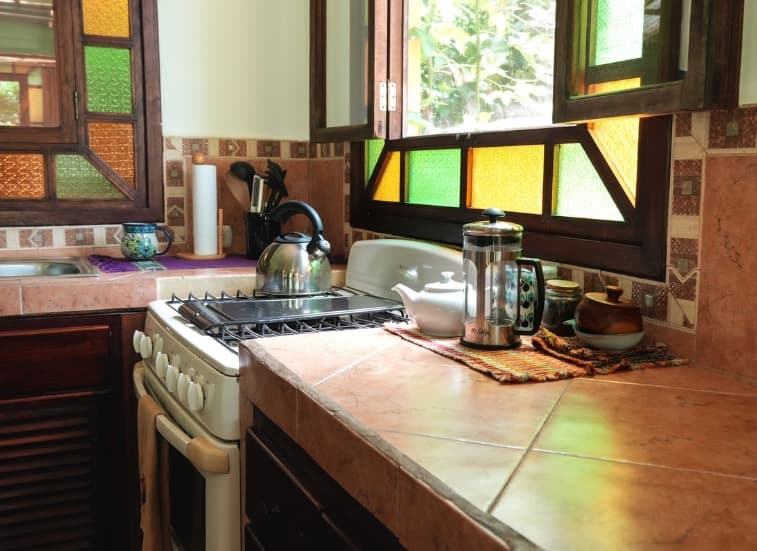 The Facilitator House — Retreat host's quarters, photo 4